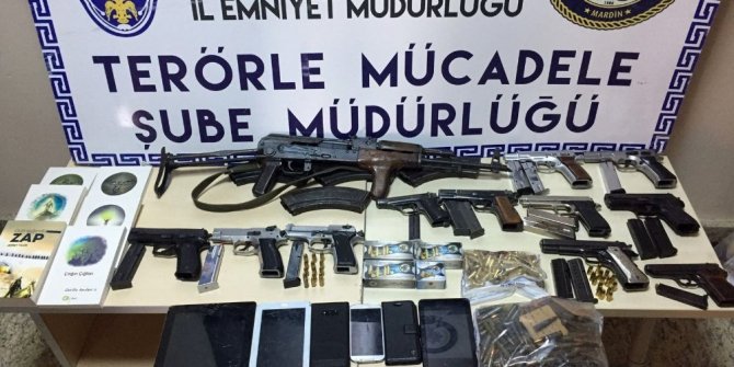 4 İLDE TERÖR OPERASYONU: 25 KİŞİ GÖZALTINA ALINDI