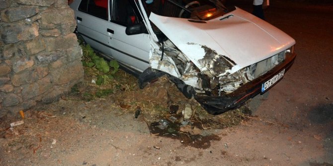 OĞLUNUN CENAZESİNDEN DÖNERKEN KAZADA CAN VERDİ