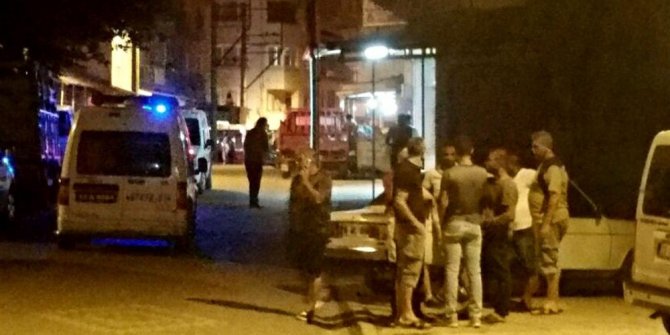 DÜĞÜNDE ÇATIŞMA ÇIKTI: 2 YARALI