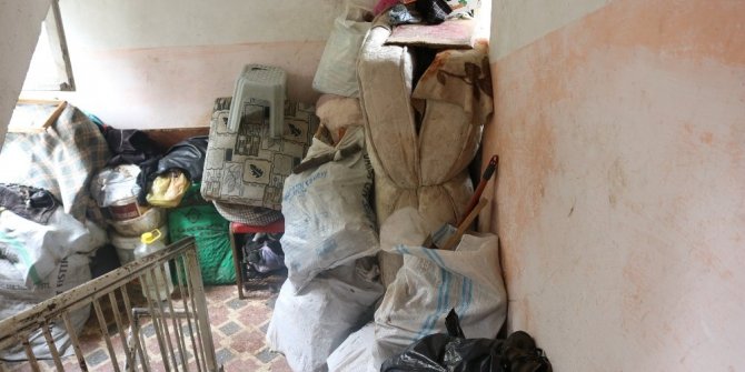 EVDEN 4 KAMYON ÇÖP ÇIKTI