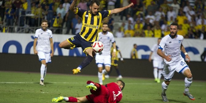 TFF 1.LİG AÇILIŞ MAÇI GOLSÜZ BİTTİ