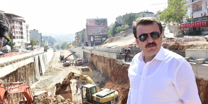 BAŞKAN ERKOÇ: “KARAMANLI KAVŞAĞINI BAYRAMDAN ÖNCE AÇMAYI PLANLIYORUZ”