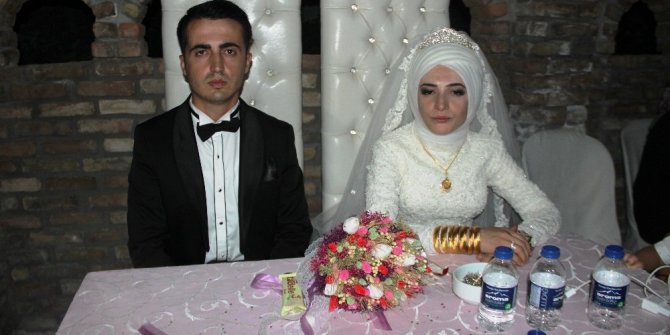 EN MUTLU GÜNLERİNDE KARANLIKTA KALDILAR