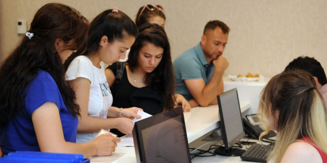 SANKO ÜNİVERSİTESİ’NDE KAYIT HEYECANI