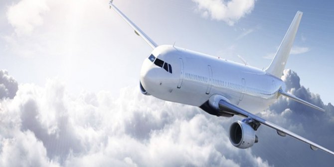 NEW YORK’TA KORKUTAN UÇAK KAZASI