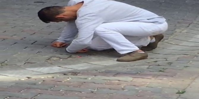 ÇOK YAZIK! SOKAK ORTASINDA GENÇ YÜREKLERİ SIZLATTI