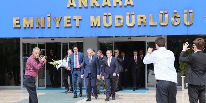 ANKARA EMNİYET MÜDÜRLÜĞÜNDE DEVİR TESLİM TÖRENİ