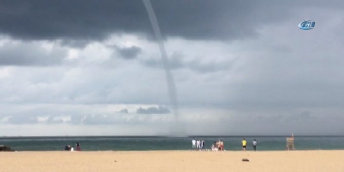 VATANDAŞTAN DEPREM YORUMU: "BÖYLESİNİ İLK DEFA GÖRDÜM"