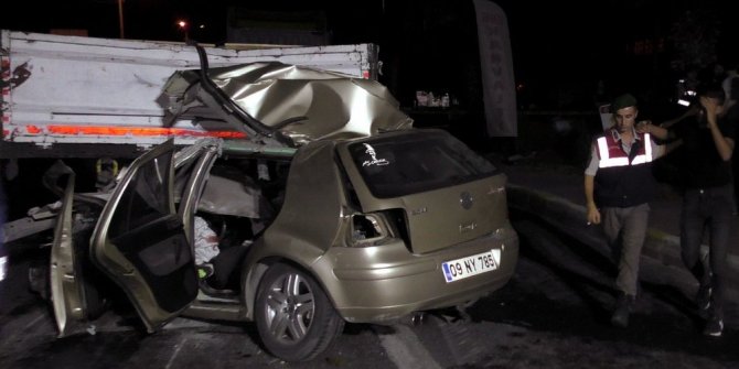 KATLİAM GİBİ KAZA: 4 KİŞİ CAN VERDİ