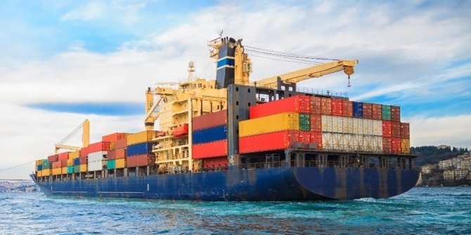 İTHALATIN YÜZDE 59,4’ÜNÜ BÜYÜK ÖLÇEKLİ GİRİŞİMLER YAPTI