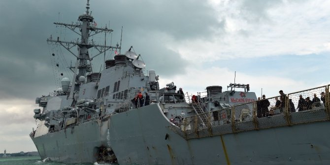 PASİFİK OKYANUSU’NDAKİ KAZALARIN ARDINDAN GÖREVDEN ALINDI