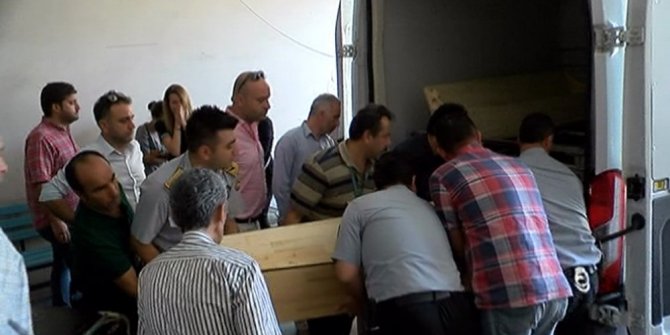 ŞAŞMAZ VE AKER’İN CENAZELERİ AYNI ARAÇLA ADLİ TIPA GÖNDERİLDİ