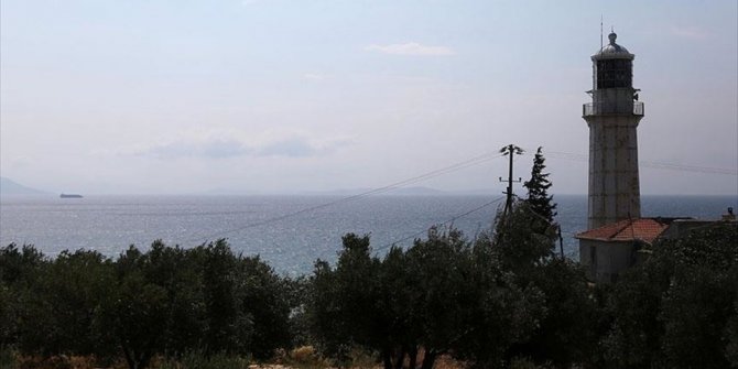 'HORA FENERİ' 156 YILDIR GEMİLERE IŞIK TUTUYOR