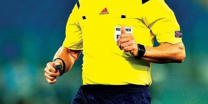 AKHİSAR BELEDİYESPOR TEKNİK DİREKTÖRÜ BURUK: YABANCI HAKEMLERİ DE DENEMELİYİZ