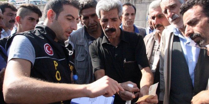 POLİS HEM TÜRKÇE HEM KÜRTÇE UYARDI