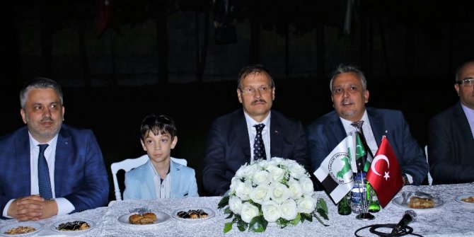 BAŞBAKAN YARDIMCISI ÇAVUŞOĞLU: TÜRKİYE SIĞINILACAK TEK LİMAN