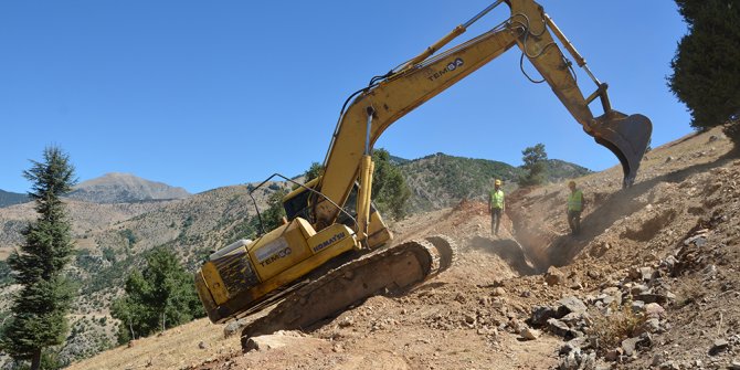 ÇAĞIRGAN’DA İÇME SUYU ÇALIŞMALARI SÜRÜYOR
