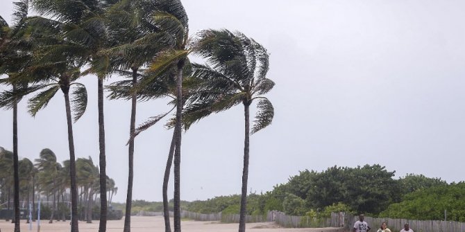 KÜBA’DA KASIRGA SONRASI 10 KAYIP DAHA