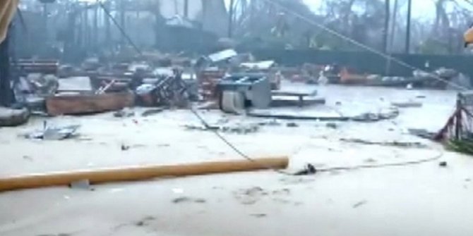 IRMA KASIRGASI HUZUR EVİNİ VURDU: 6 ÖLÜ