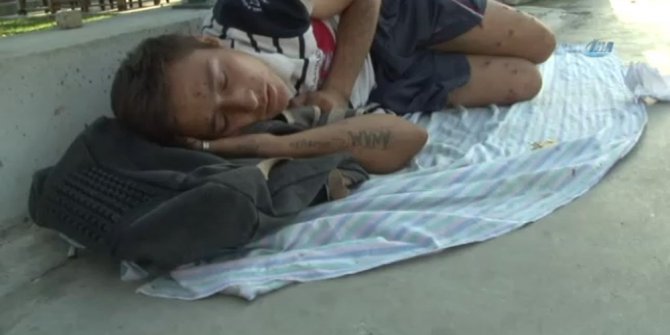 SOKAK ÇOCUĞUNDAN YÜREK YAKAN SÖZLER