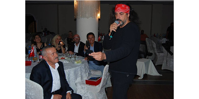 ÇELİK’İ "SERDAR ORTAÇ" SANDILAR