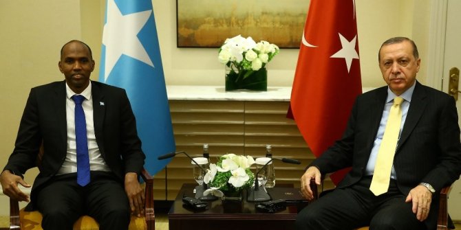 ERDOĞAN, SOMALİ BAŞBAKANI KAYRE İLE GÖRÜŞTÜ
