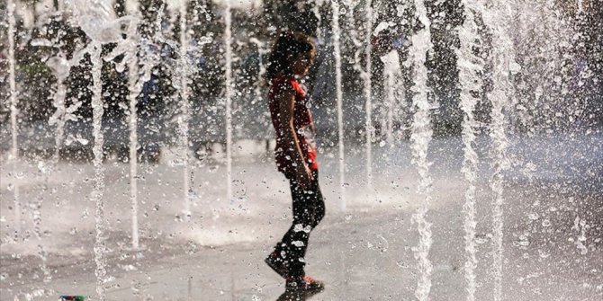 İSTANBUL'DA EYLÜL AYI SICAKLIK REKORU KIRILDI