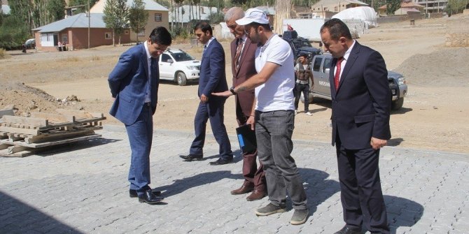 DULKADİROĞLU BELEDİYESİNİN DESTEKLERİYLE BAŞKALEYE TAZİYE EVİ YAPILIYOR