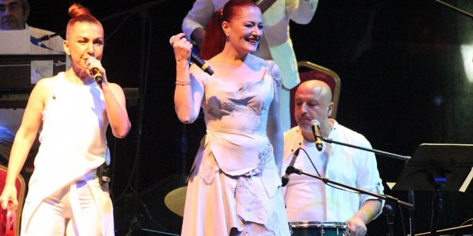 CANDAN ERÇETİN’DEN GAZETECİLERE YASAK