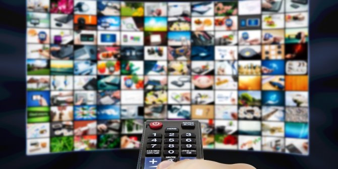 ÇOCUKLARDA TELEVİZYON İZLEME ALIŞKANLIĞINA DİKKAT