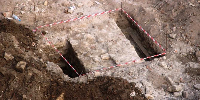 İNŞAAT ALANINDAN ÇIKTI