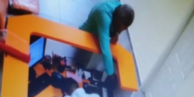 İŞ YERİNDE UYUDU, HIRSIZIN HEDEFİ OLDU