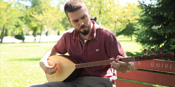 AMERİKALI AKADEMİSYENİN TÜRK MÜZİĞİ TUTKUSU