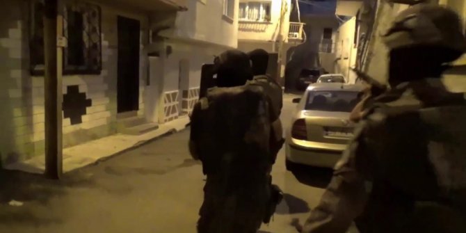 5 İLDE ZEHİR TACİRLERİNE OPERASYON: 19 GÖZALTI