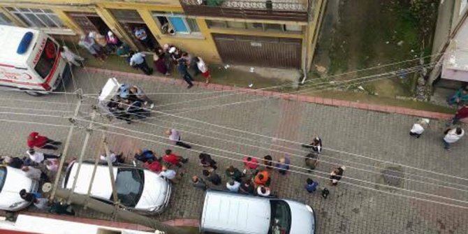 ARKADAŞLARIN ESKİ SEVGİLİ KAVGASI KANLI BİTİ: 1 ÖLÜ