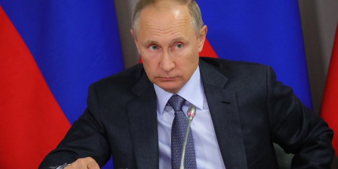 PUTİN ABD’Yİ KİMYASAL SİLAHLARI YOK ETMEMEKLE SUÇLADI