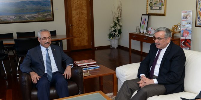 KAHRAMANMARAŞ İL MÜFTÜSÜ REKTÖR DEVECİ’Yİ ZİYARET ETTİ