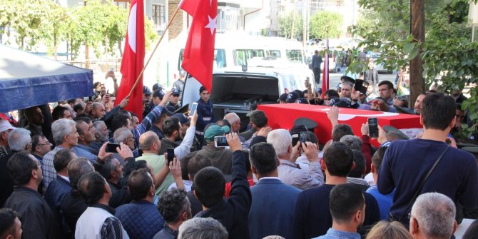 ŞEHİT UZMAN ÇAVUŞ SON YOLCULUĞUNU UĞURLANDI