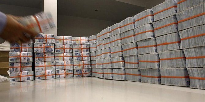 YURT DIŞI YERLEŞİK MİLYONER SAYISI 10 BİNİ GEÇTİ