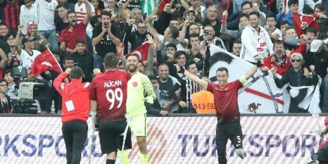 TÜRKİYE TARİH YAZDI