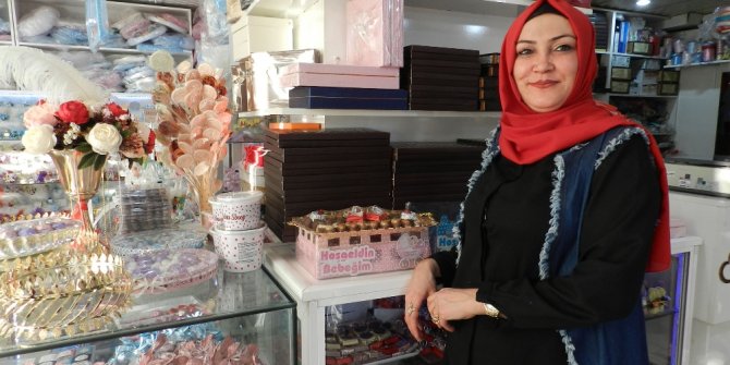 EV HANIMIYDI, 6 ÜLKEYE ÇİKOLATA İHRAÇ EDİYOR