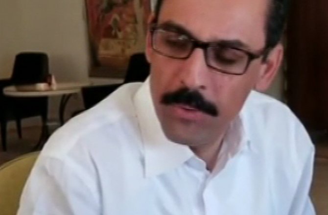 KALIN BELGRAD’DA TUNA NEHRİ TÜRKÜSÜNÜ SÖYLEDİ