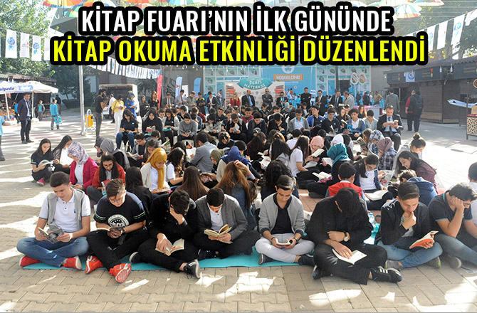 KİTAP FUARI’NIN İLK GÜNÜNDE KİTAP OKUMA ETKİNLİĞİ