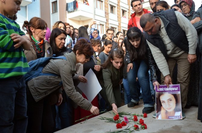 HELİN PALANDÖKEN ÖLDÜRÜLDÜĞÜ YERDE ANILDI