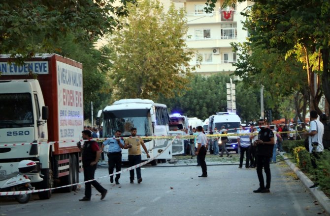 MERSİN’DEKİ BOMBALI SALDIRIYLA İLGİLİ YAYIN YASAĞI GETİRİLDİ