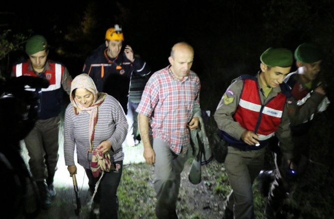 KESTANE TOPLARKEN ORMANDA KAYBOLDULAR