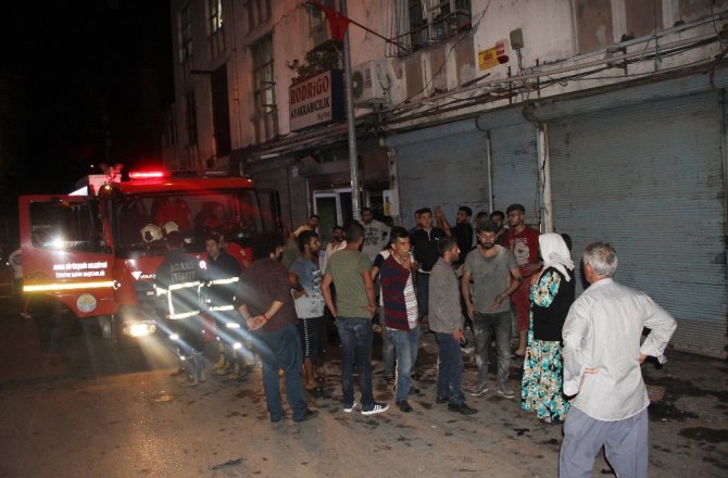 AYAKKABI İMALATHANESİNDE YANGIN: 3’Ü AĞIR 4 YARALI