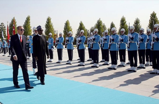 CUMHURBAŞKANI ERDOĞAN, NİJERYA CUMHURBAŞKANI BUHARİ'Yİ RESMİ TÖRENLE KARŞILADI