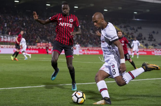 BABEL’E 2 MAÇ CEZA