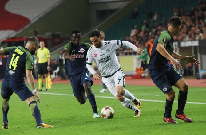 KONYASPOR EVİNDE YIKILDI